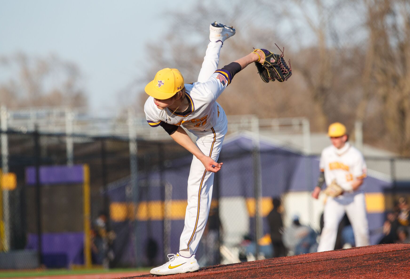 040321-owh-spo-hsbase6.JPG